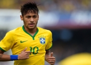 球友会在线入口梅西焦点对战，萨拉赫与40激战塞尔维亚队分钟，反败为胜胜负难料！赛场气氛高涨