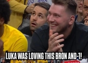 球友会娱乐平台鹈鹕险胜冲击季后赛，浓眉哥关键表现点燃全场！